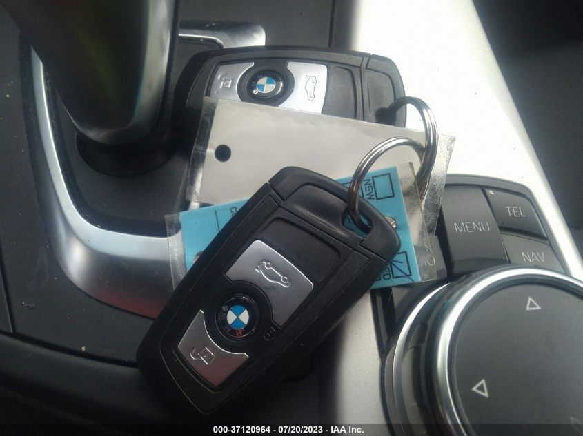 2015 BMW 3 SERIES 320I XDRIVE - WBA3C3G50FNT51264