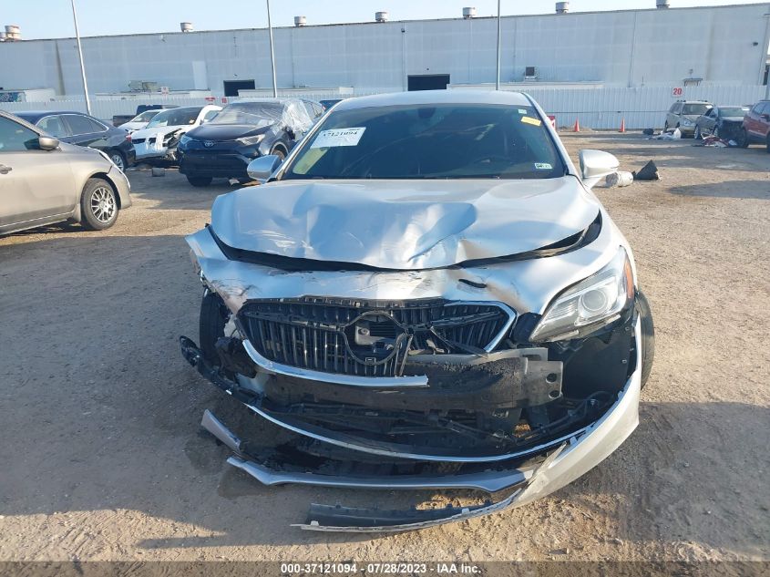 2018 BUICK LACROSSE ESSENCE - 1G4ZP5SS5JU138914