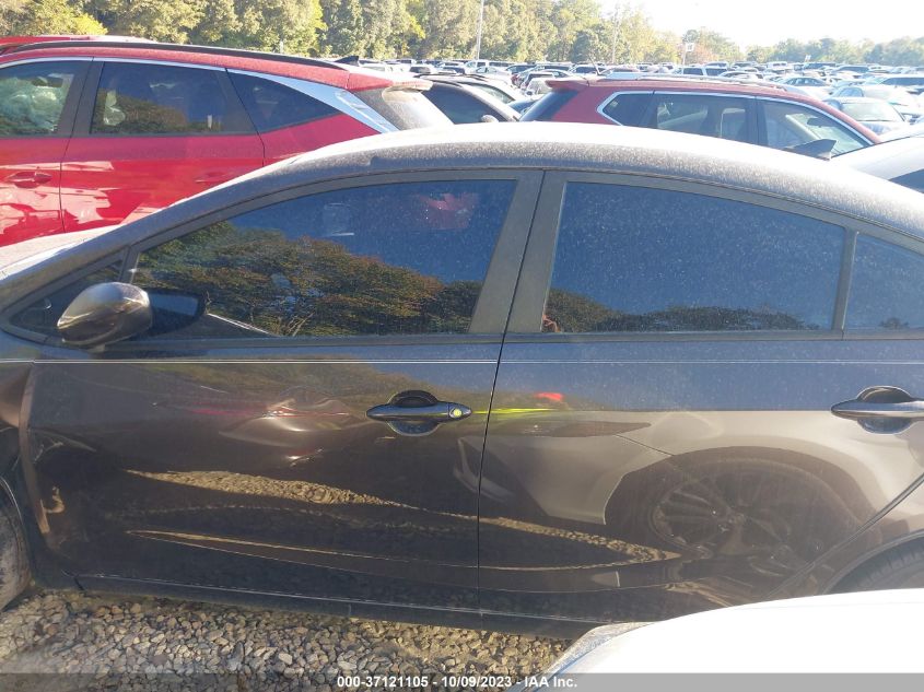 2017 KIA FORTE LX - 3KPFL4A76HE022995