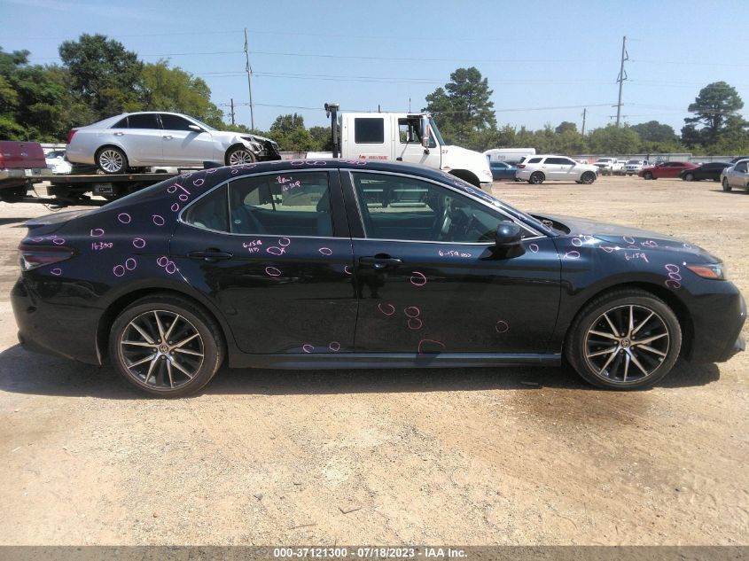 2021 TOYOTA CAMRY SE - 4T1G11AK3MU593056