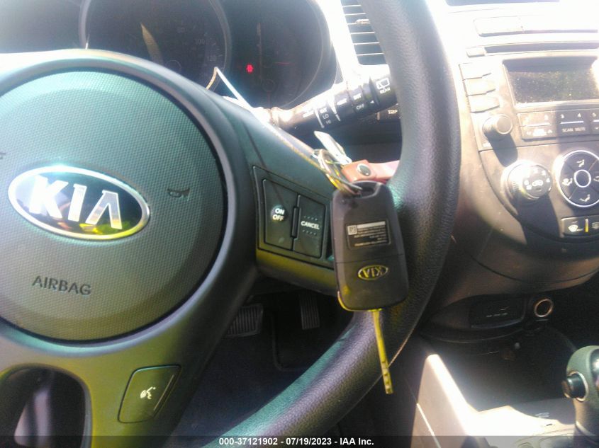 2013 KIA SOUL BASE - KNDJT2A59D7613572