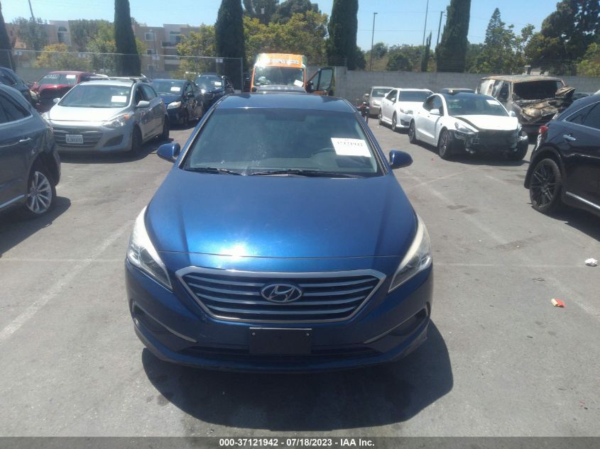 2016 HYUNDAI SONATA 2.4L SE - 5NPE24AF2GH302641