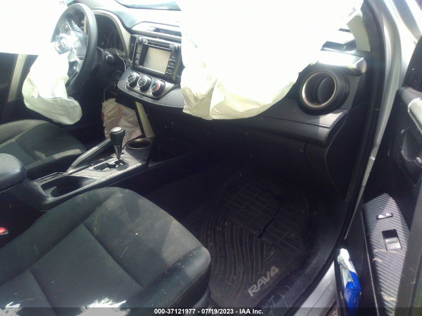 2015 TOYOTA RAV4 LE - JTMZFREV9FD075540