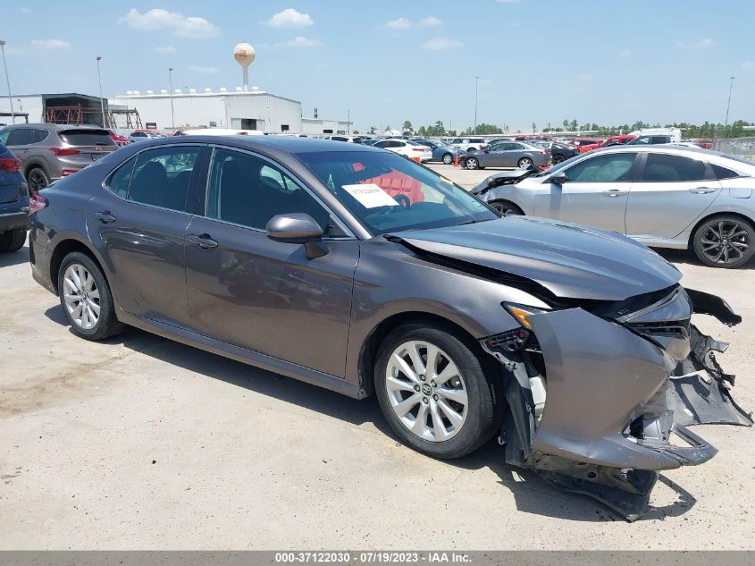 2020 TOYOTA CAMRY LE - 4T1C11AK9LU926972
