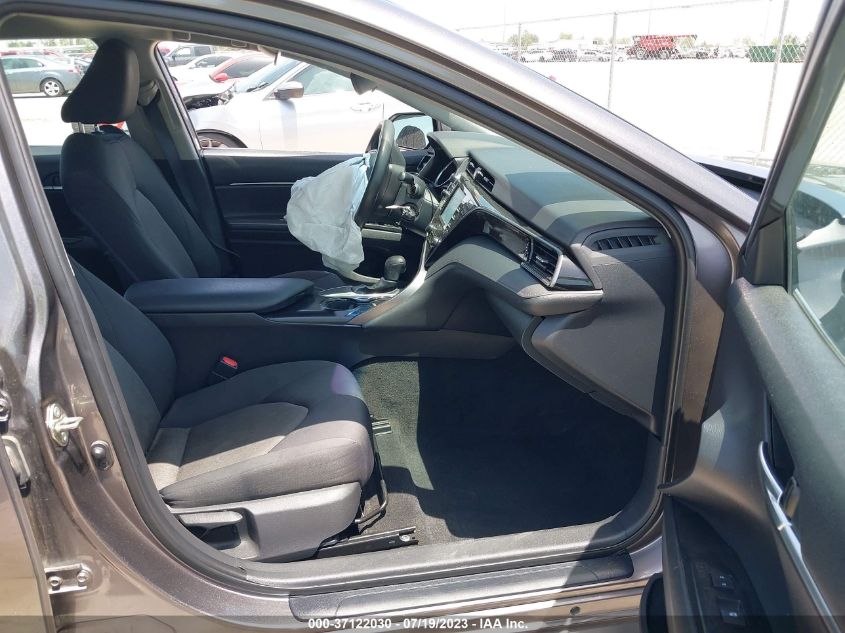 2020 TOYOTA CAMRY LE - 4T1C11AK9LU926972