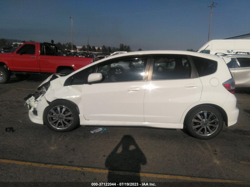 2013 HONDA FIT SPORT - JHMGE8H50DC062628