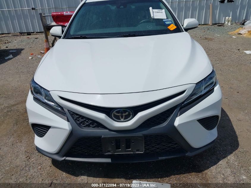 2018 TOYOTA CAMRY LE/SE/XLE/L - 4T1B11HK2JU084796