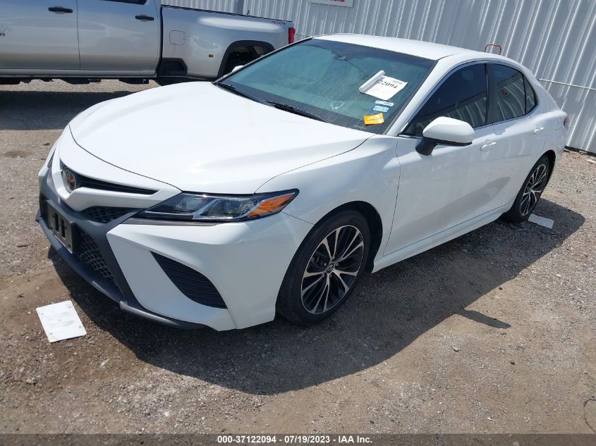 2018 TOYOTA CAMRY LE/SE/XLE/L - 4T1B11HK2JU084796