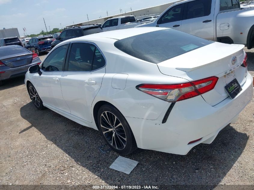 2018 TOYOTA CAMRY LE/SE/XLE/L - 4T1B11HK2JU084796