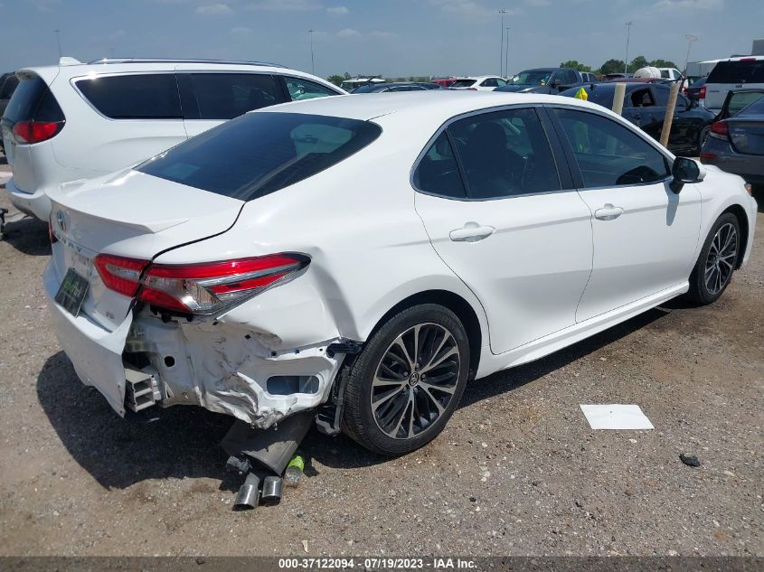 2018 TOYOTA CAMRY LE/SE/XLE/L - 4T1B11HK2JU084796
