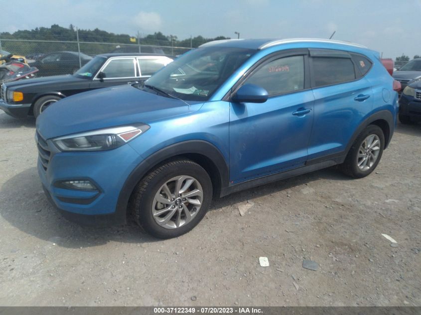 2016 HYUNDAI TUCSON LIMITED/SPORT AND ECO/SE - KM8J33A40GU120801