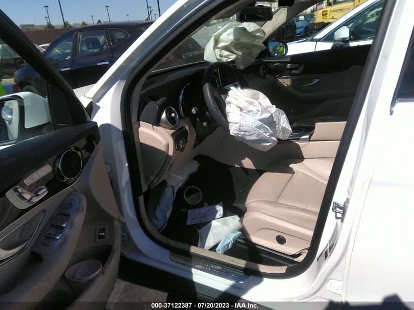 2019 MERCEDES-BENZ GLC GLC 300 - WDC0G4JB0KV126359