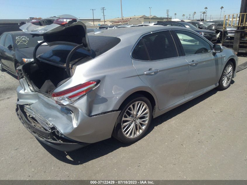 2019 TOYOTA CAMRY HYBRID XLE - 4T1B21HK1KU516289