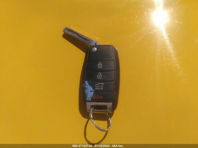 2015 KIA SOUL + - KNDJP3A54F7178571