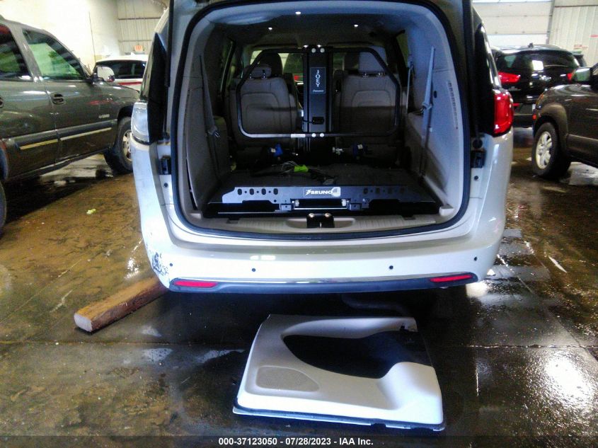 2017 CHRYSLER PACIFICA TOURING-L PLUS - 2C4RC1EG8HR614225