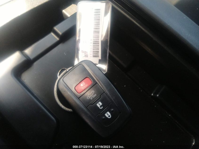 2021 TOYOTA HIGHLANDER XLE - 5TDGZRBH7MS117900
