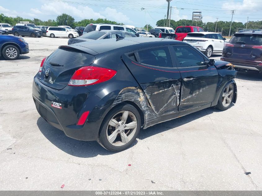 2014 HYUNDAI VELOSTER - KMHTC6AD8EU215694