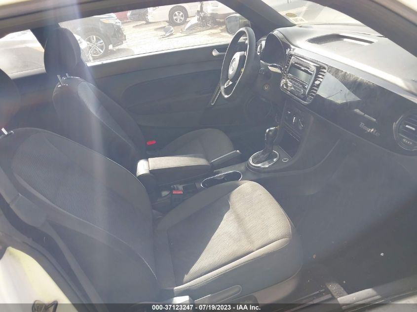 2013 VOLKSWAGEN BEETLE COUPE 2.5L ENTRY - 3VWFP7AT1DM645473