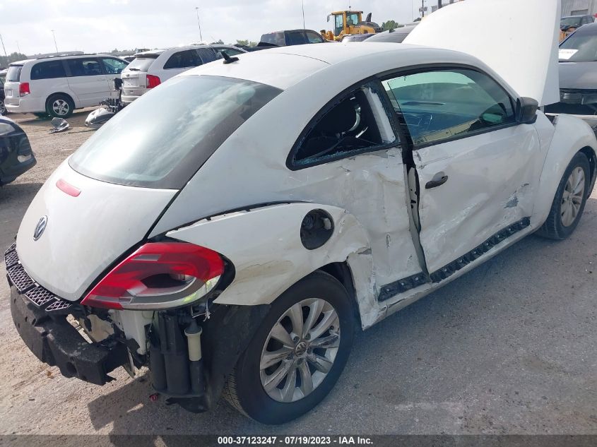 2013 VOLKSWAGEN BEETLE COUPE 2.5L ENTRY - 3VWFP7AT1DM645473