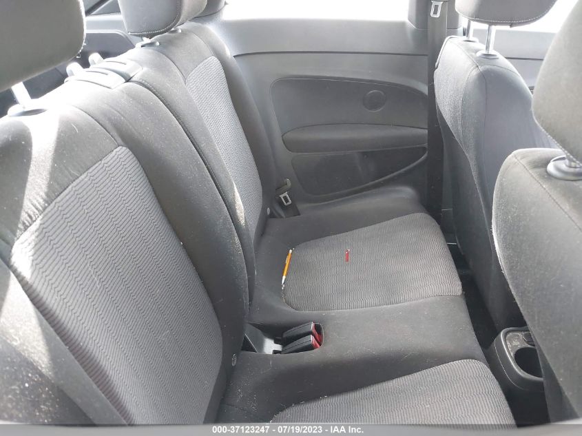 2013 VOLKSWAGEN BEETLE COUPE 2.5L ENTRY - 3VWFP7AT1DM645473