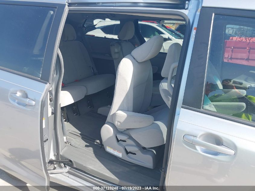 2016 TOYOTA SIENNA LE - 5TDKK3DC4GS721468