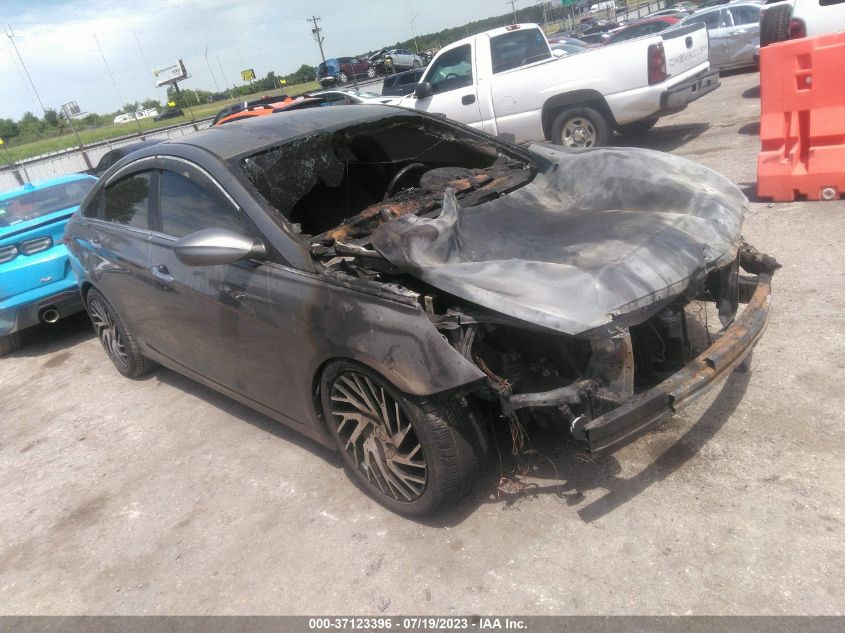 2013 HYUNDAI SONATA SE - 5NPEC4AC4DH722626