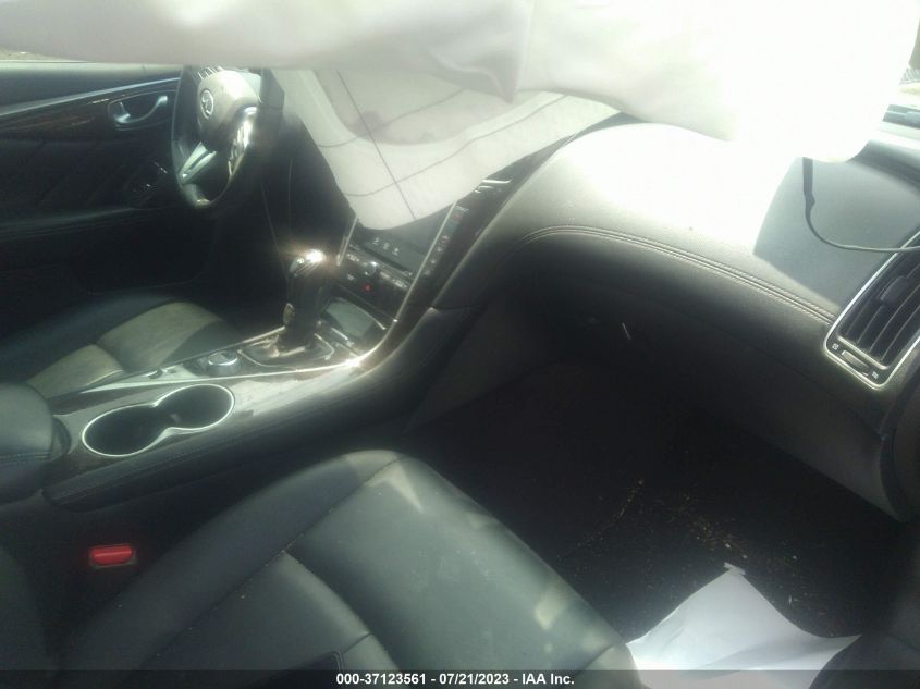 2018 INFINITI Q50 3.0T LUXE - JN1EV7AR9JM440647