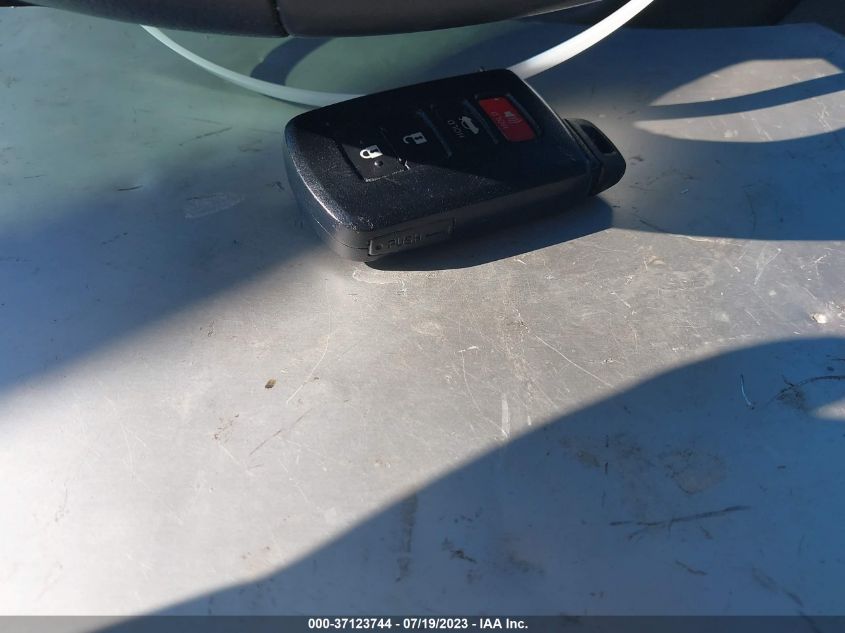 2015 TOYOTA CAMRY HYBRID LE/XLE/SE - 4T1BD1FK2FU142519