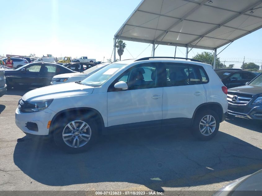 2016 VOLKSWAGEN TIGUAN S - WVGBV7AX8GW613629