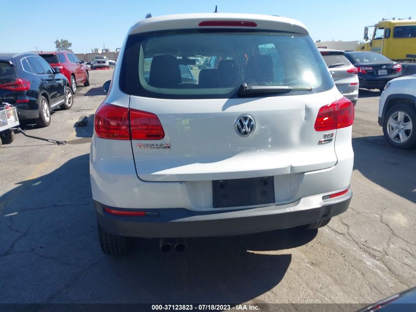 2016 VOLKSWAGEN TIGUAN S - WVGBV7AX8GW613629