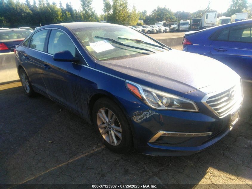 2015 HYUNDAI SONATA 2.4L SE - 5NPE24AF9FH206147