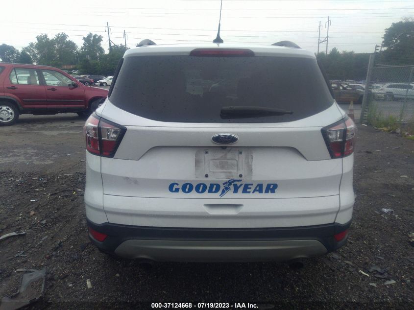 2018 FORD ESCAPE SE - 1FMCU0GD9JUD13175