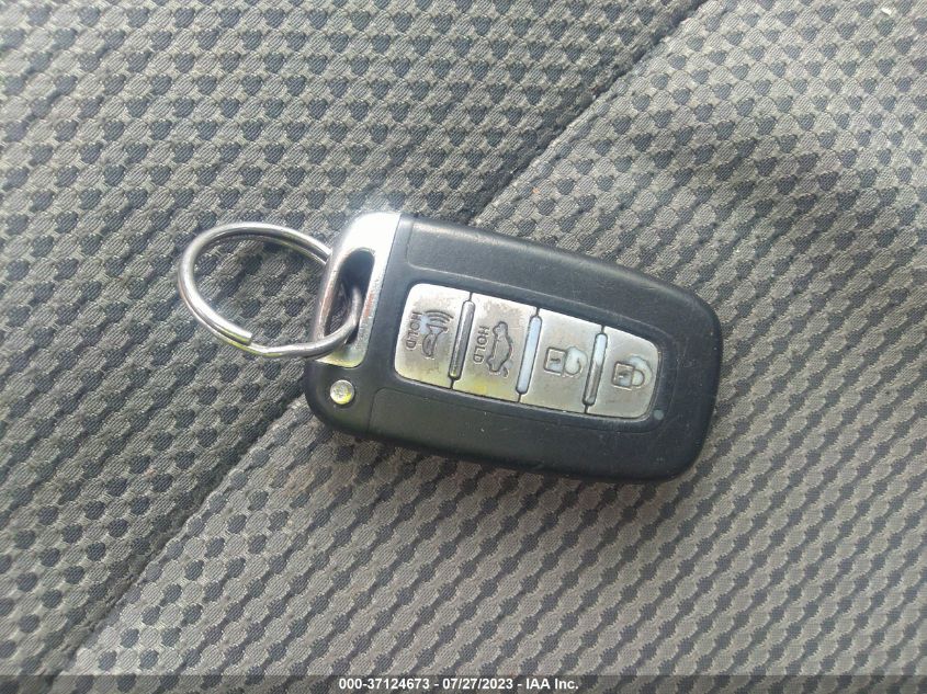 2013 HYUNDAI SONATA SE - 5NPEC4AC5DH662453