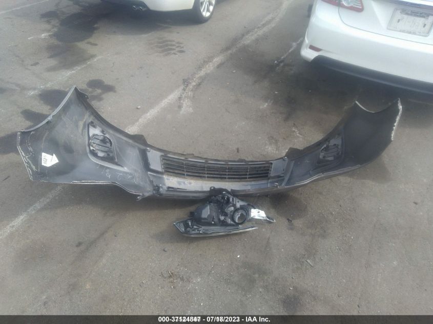 2015 TOYOTA COROLLA LE - 2T1BURHE5FC477409