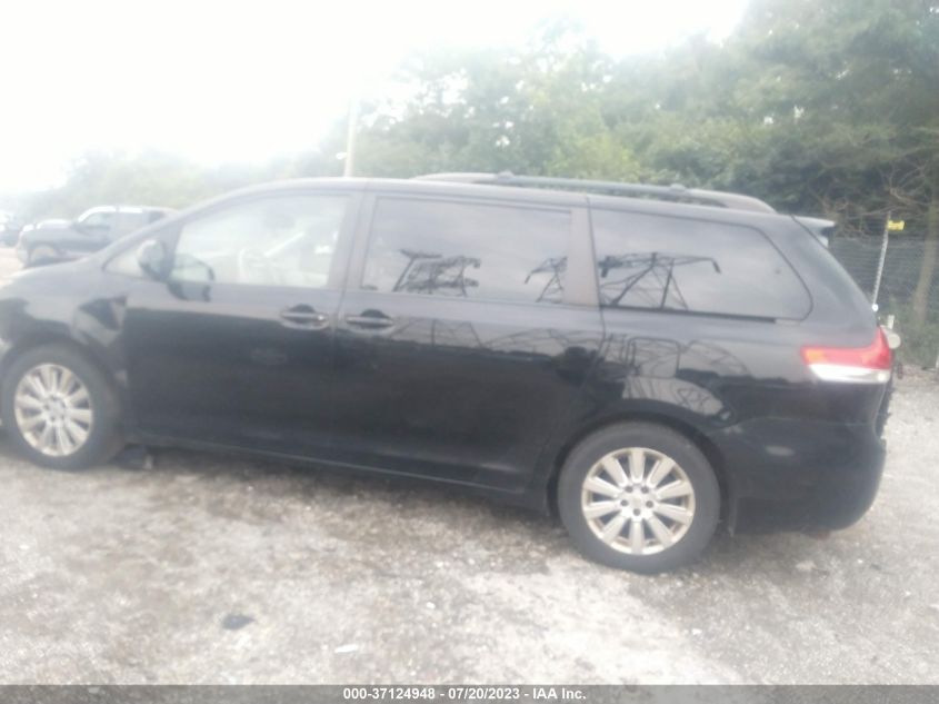 2014 TOYOTA SIENNA LTD/XLE - 5TDDK3DC8ES083909