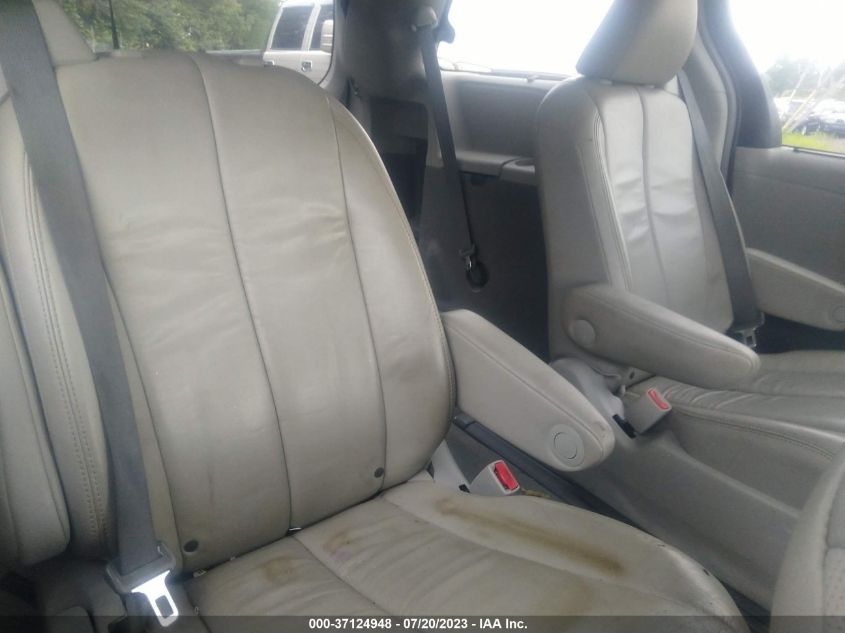 2014 TOYOTA SIENNA LTD/XLE - 5TDDK3DC8ES083909