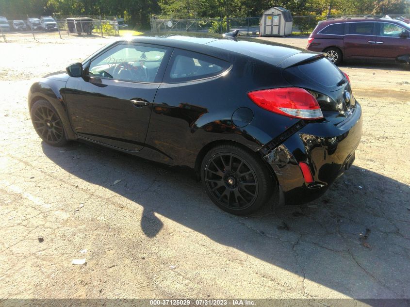 2013 HYUNDAI VELOSTER W/GRAY INT - KMHTC6AD9DU109463