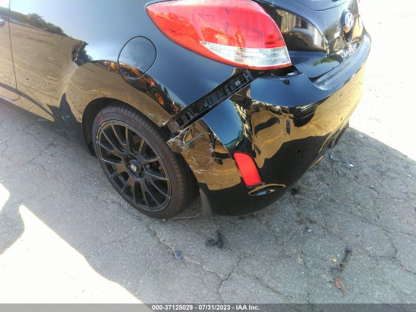2013 HYUNDAI VELOSTER W/GRAY INT - KMHTC6AD9DU109463