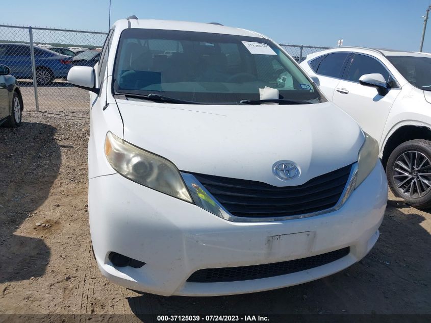 2013 TOYOTA SIENNA LE - 5TDKK3DC3DS372119