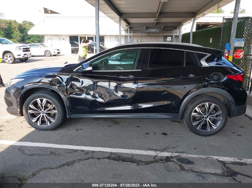 2017 INFINITI QX30 LUXURY SJKCH5CR0HA034441