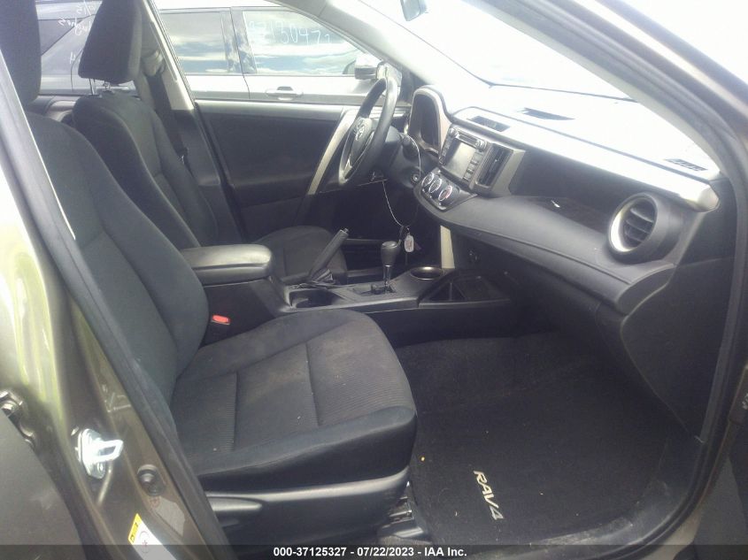 2015 TOYOTA RAV4 LE - JTMZFREV0FD059601