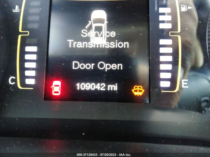 2015 JEEP CHEROKEE LATITUDE - 1C4PJLCB9FW700891