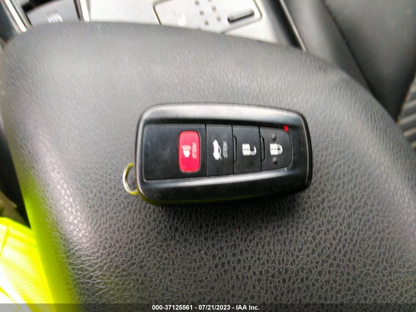 2018 TOYOTA CAMRY HYBRID - 4T1B21HK5JU007904