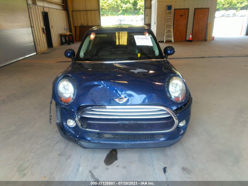 2015 MINI COOPER HARDTOP 4 DOOR WMWXS5C54FT830949