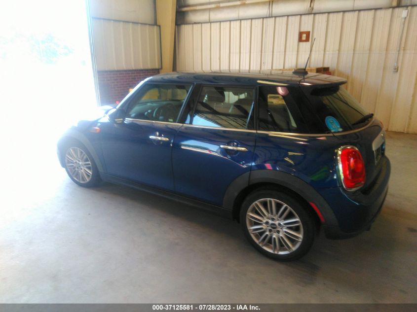 2015 MINI COOPER HARDTOP 4 DOOR WMWXS5C54FT830949