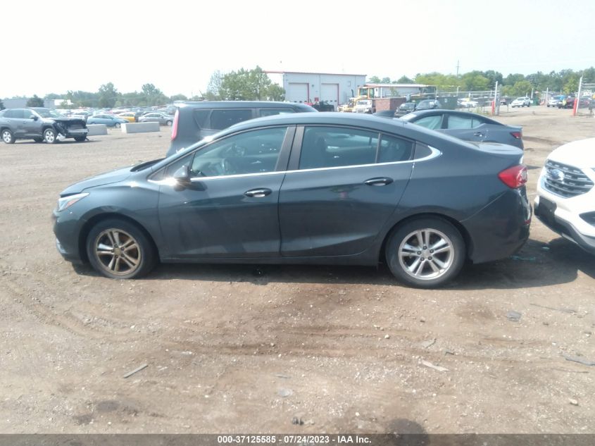 2018 CHEVROLET CRUZE LT - 1G1BE5SM0J7115996
