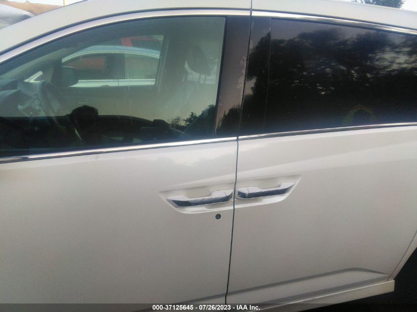 2013 HONDA ODYSSEY TOURING - 5FNRL5H92DB077524
