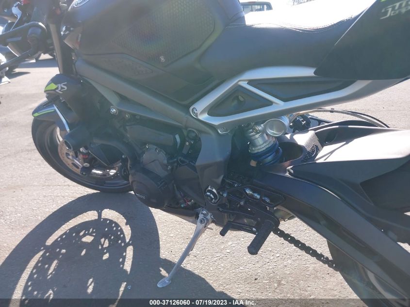 2022 TRIUMPH MOTORCYCLE STREET TRIPLE RS SMTA554SXNTAX1828