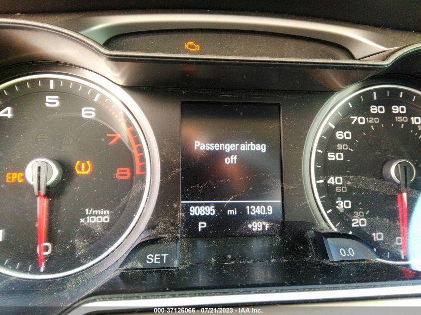 2015 AUDI ALLROAD PREMIUM PLUS WA1UFAFL9FA084050
