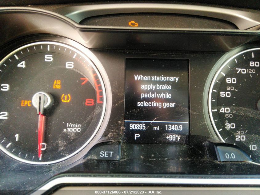2015 AUDI ALLROAD PREMIUM PLUS WA1UFAFL9FA084050